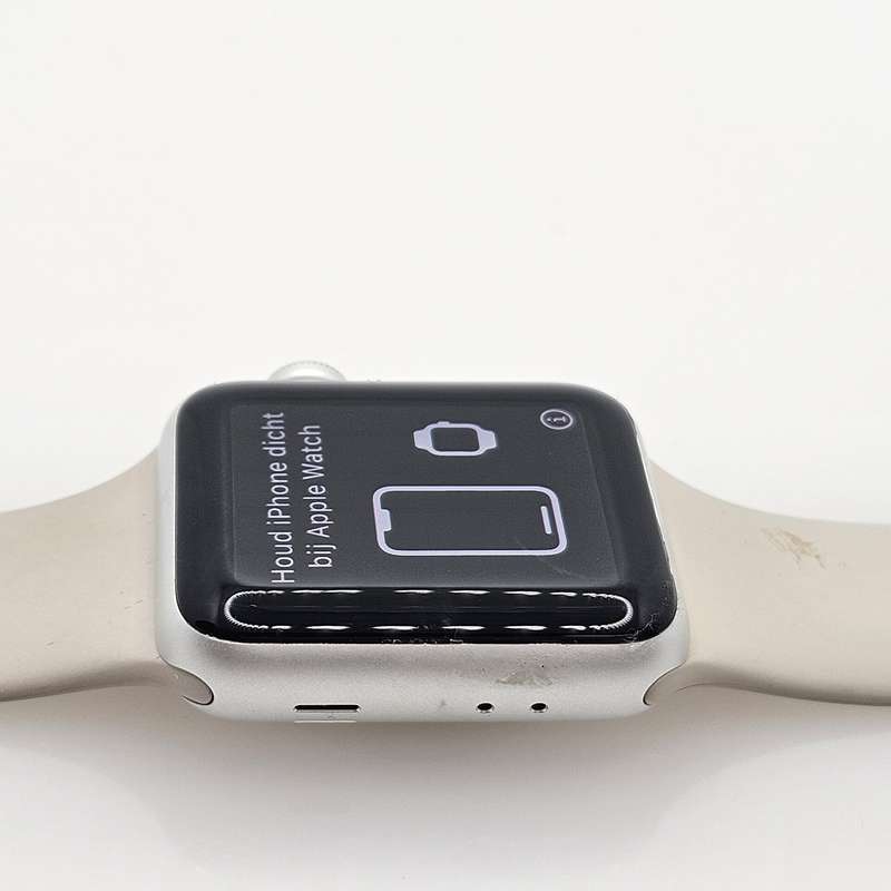 Apple Watch Series 3 38mm GPS Only Silver - With Beige Straps