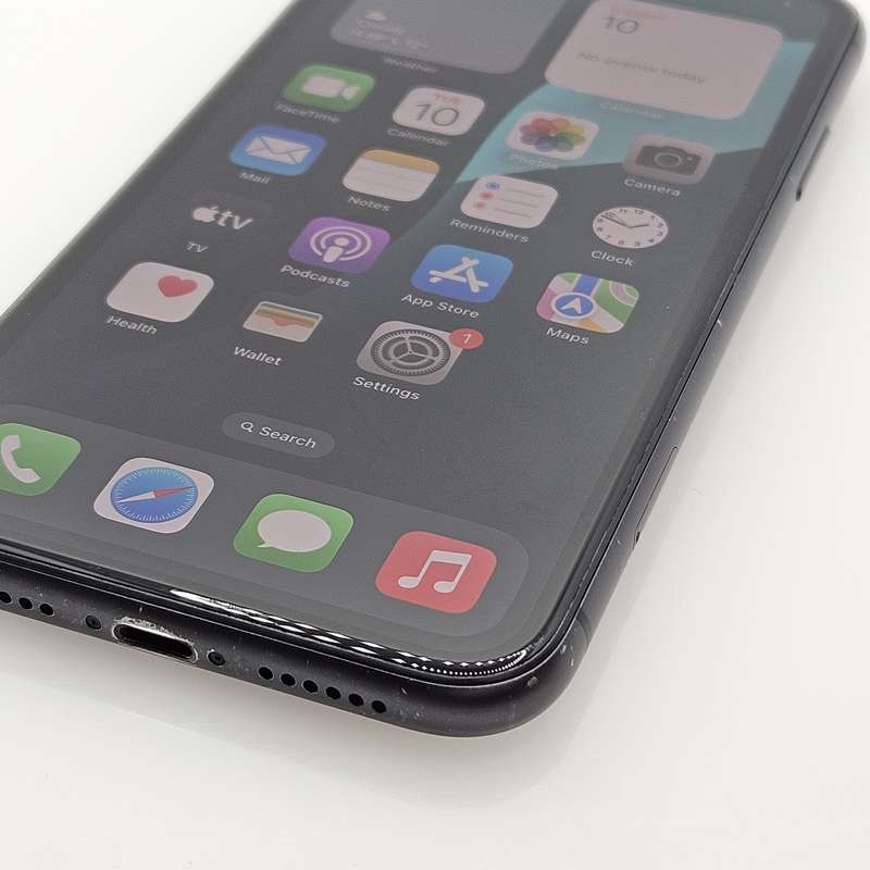 iPhone 11 64GB Black (6 Month Warranty)