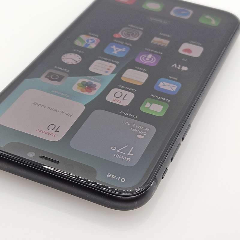 iPhone 11 64GB Black (6 Month Warranty)
