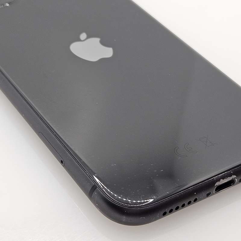 iPhone 11 64GB Black (6 Month Warranty)