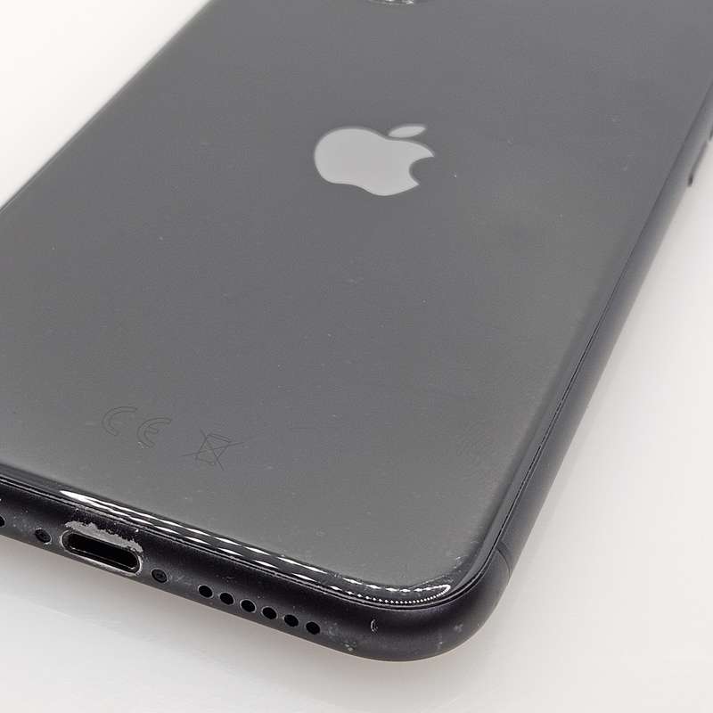 iPhone 11 64GB Black (6 Month Warranty)
