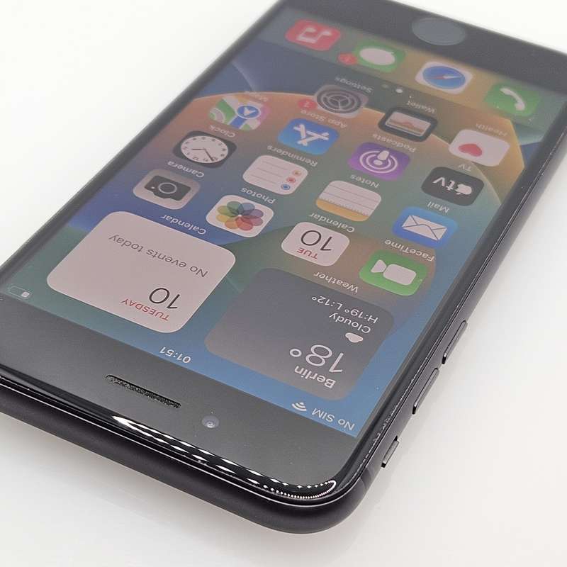 iPhone 8 64GB Space Gray