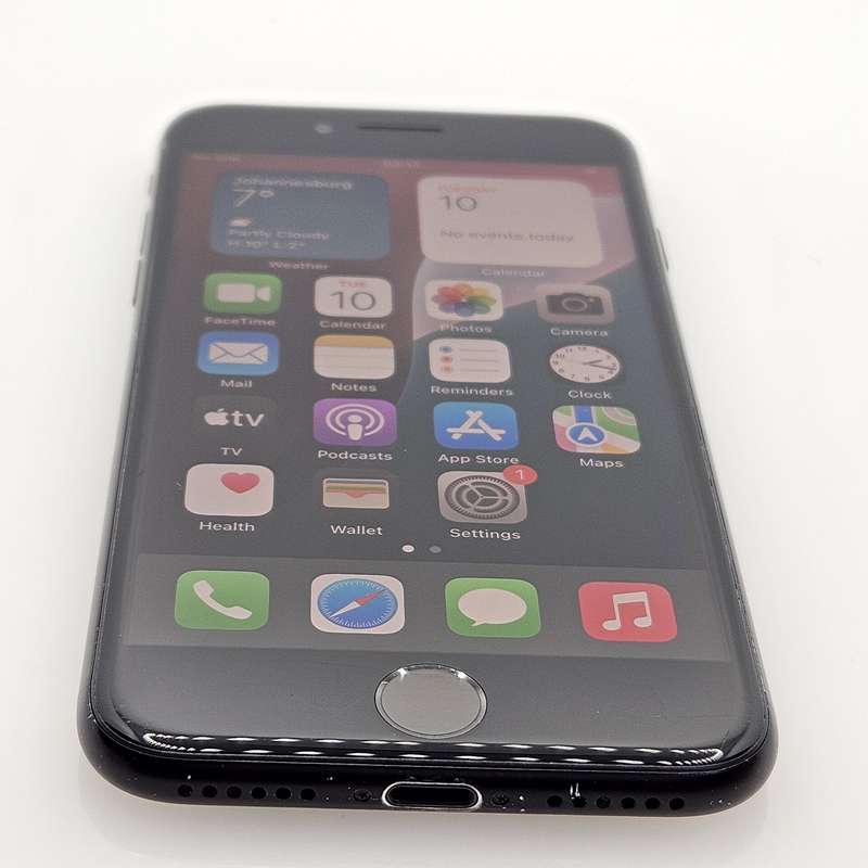 iPhone SE 2020 64GB Black (3 Month Warranty)