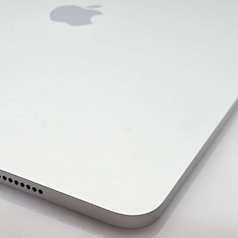 iPad Pro 12.9 5th Gen 256GB (WiFi Only) No Face ID And Bright Spots Silver (6 Month Warranty)