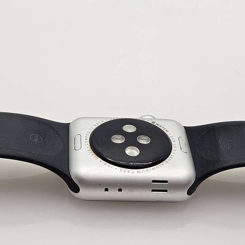 Apple Watch Series 3 38mm GPS Only Silver - With Black Straps