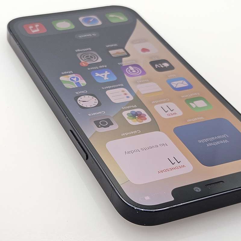 iPhone 12 128GB | Dead Pixel | Black (6 Month Warranty) + Cover Bundle Value: R200