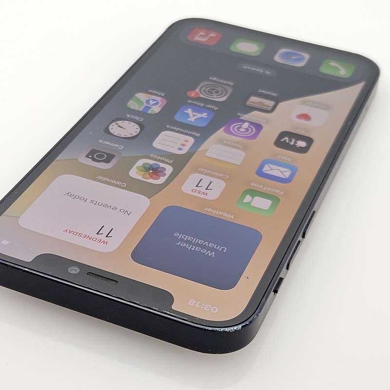 iPhone 12 128GB | Dead Pixel | Black (6 Month Warranty) + Cover Bundle Value: R200