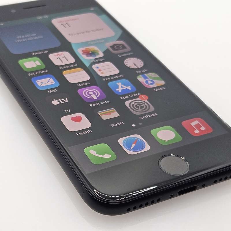 iPhone SE 2020 64GB Black (3 Month Warranty)