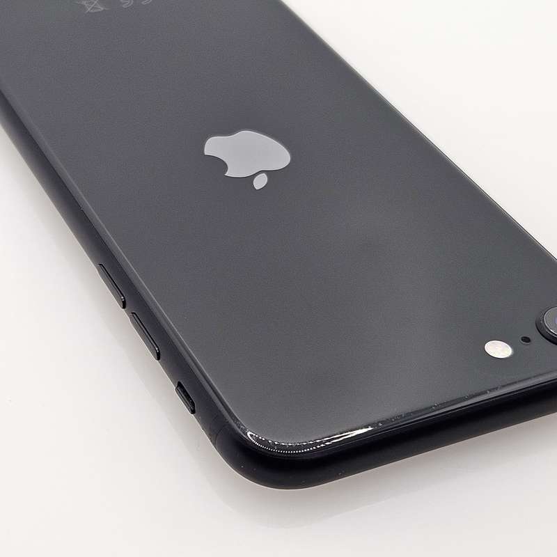 iPhone SE 2020 64GB Black (3 Month Warranty)