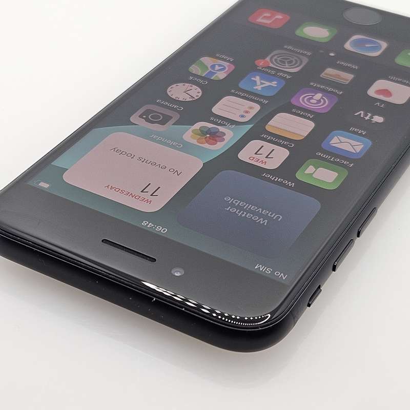 iPhone SE 2020 64GB Black (3 Month Warranty)