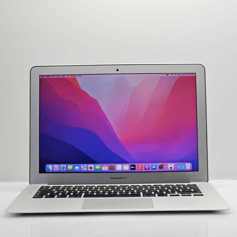 MacBook Air 13-Inch Core i5 1.60GHz 8GB RAM 128GB SSD (Early 2015) Bright Spots Silver
