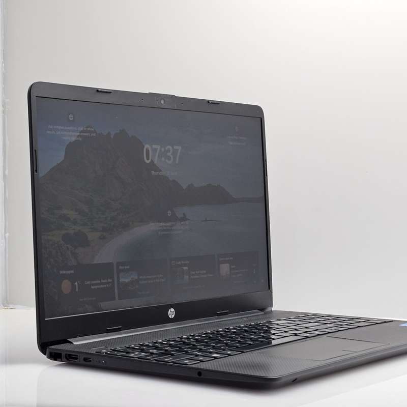 HP 15-dw3007ni 11th Gen "Core i3" 3.00GHz 8GB RAM 256GB SSD Black