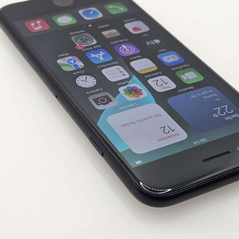 iPhone SE 2020 64GB Black (3 Month Warranty)