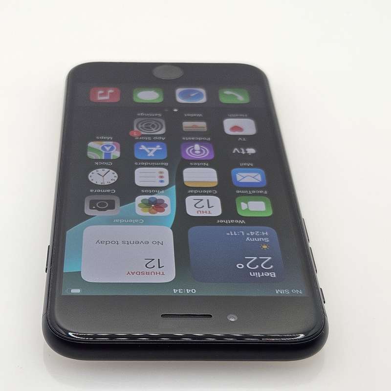 iPhone SE 2020 64GB Black (3 Month Warranty)