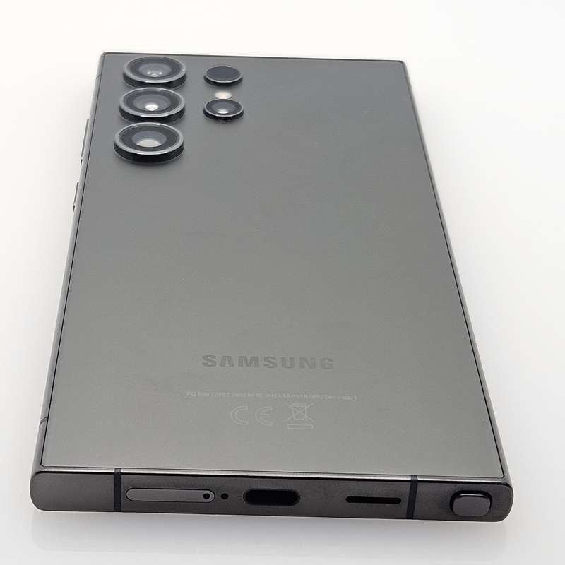 Samsung Galaxy S24 Ultra 256GB Dual Sim Titanium Black (12 Month Warranty)