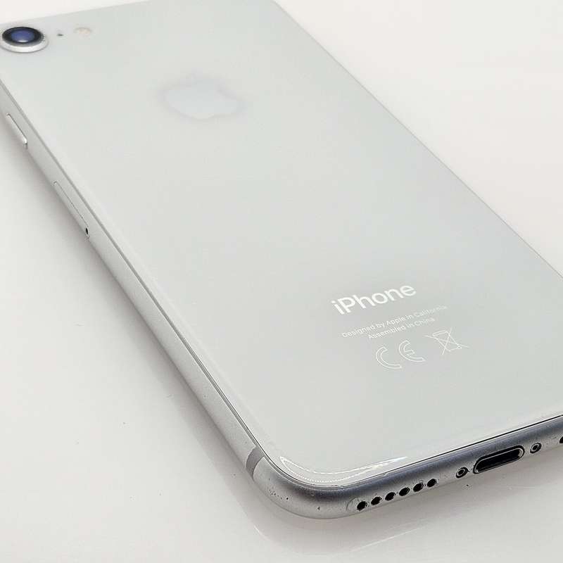 iPhone 8 64GB Minor Bright Spot Silver