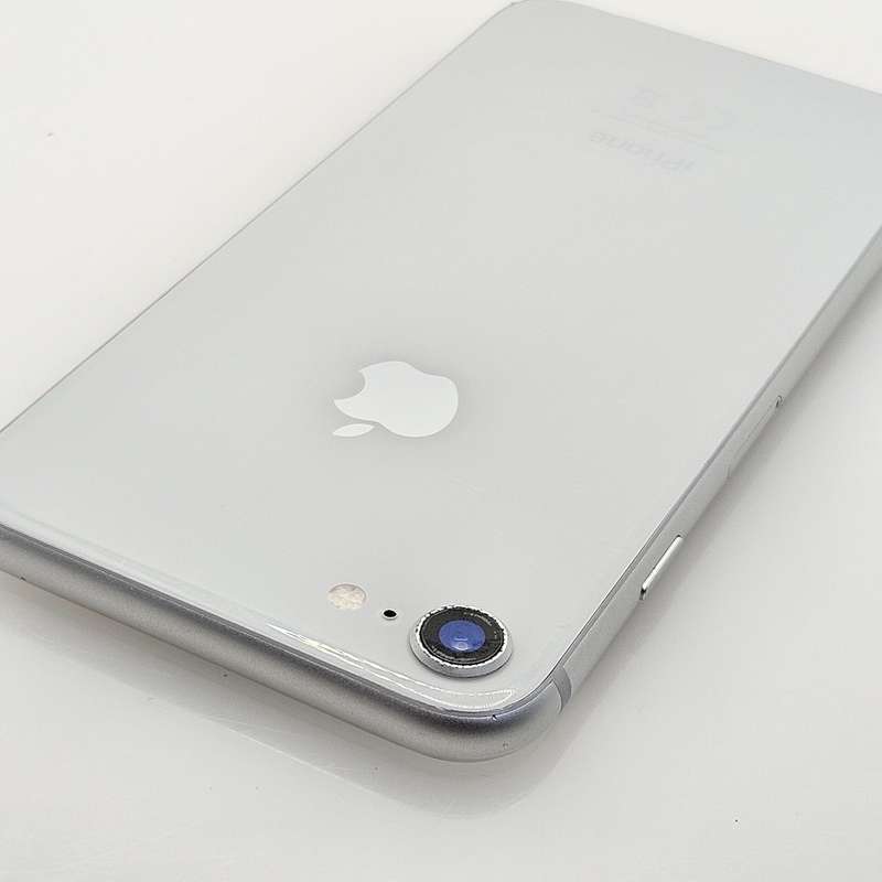 iPhone 8 64GB Minor Bright Spot Silver