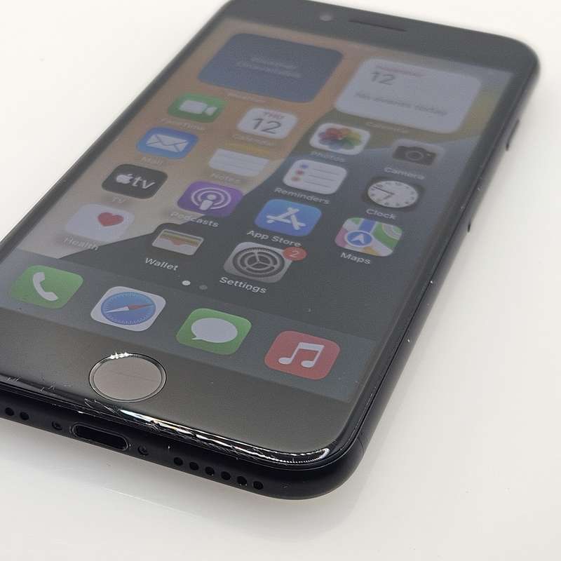 iPhone SE 2020 64GB Black (3 Month Warranty)