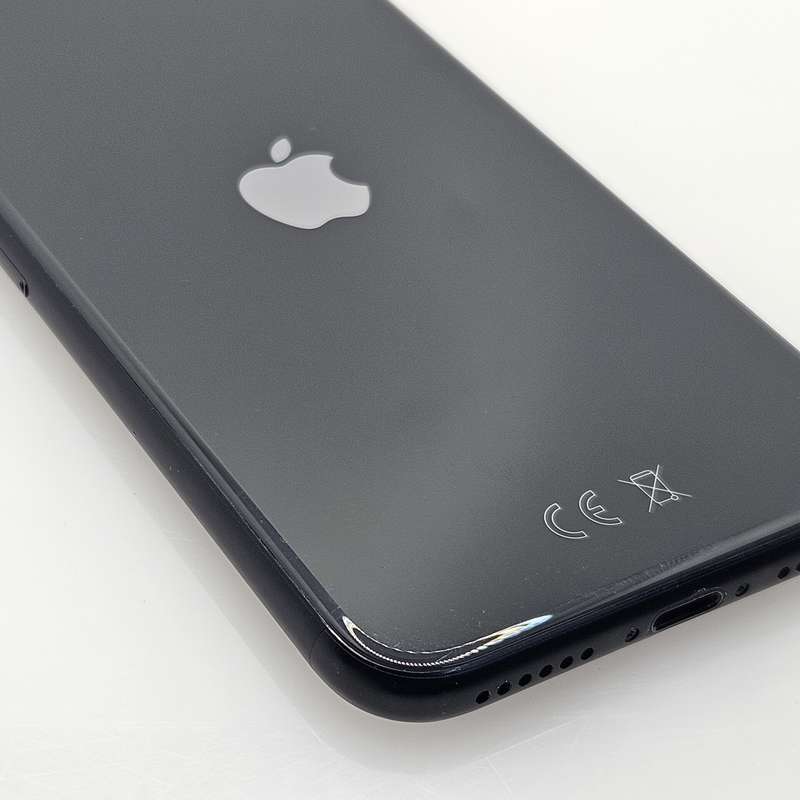 iPhone SE 2020 64GB Black (3 Month Warranty)
