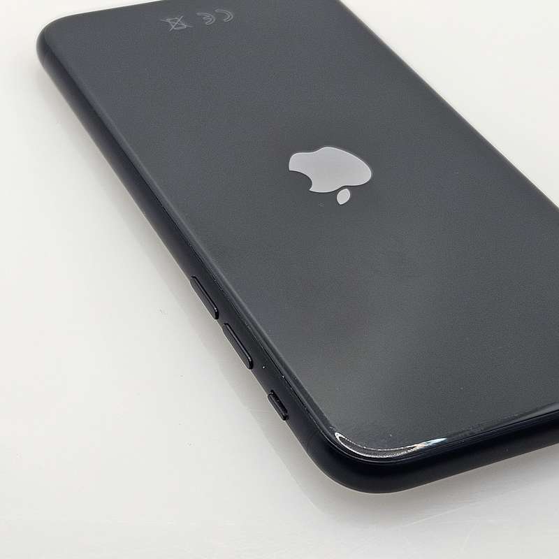 iPhone SE 2020 64GB Black (3 Month Warranty)