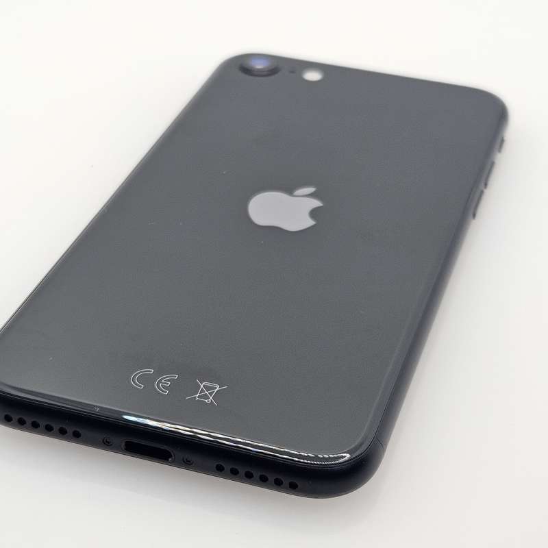 iPhone SE 2020 64GB Black (3 Month Warranty)