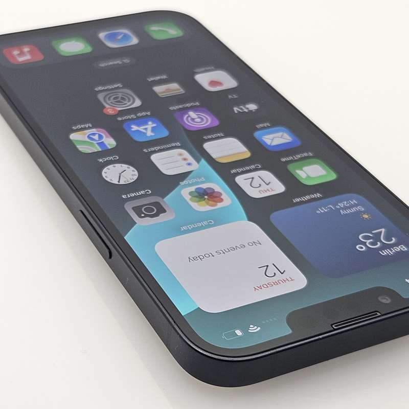 iPhone 13 128GB Midnight (6 Month Warranty)