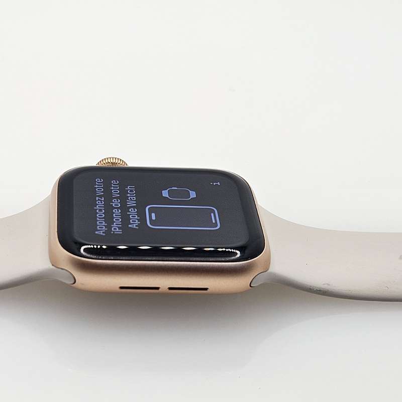 Apple Watch SE 40mm LTE Rose Gold (3 Month Warranty)  With Beige Straps