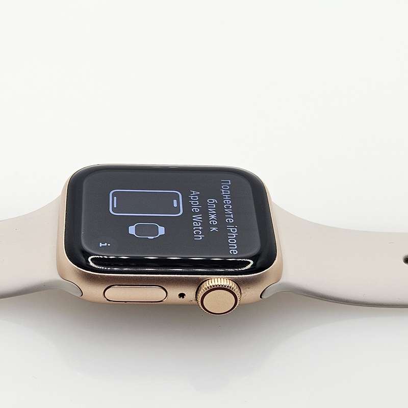 Apple Watch SE 40mm LTE Rose Gold (3 Month Warranty)  With Beige Straps