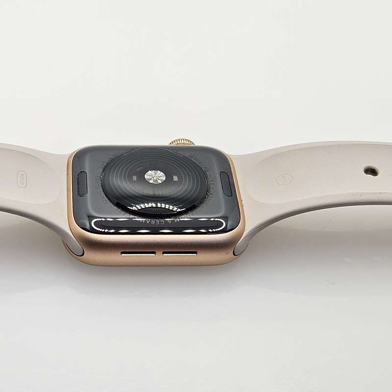 Apple Watch SE 40mm LTE Rose Gold (3 Month Warranty)  With Beige Straps