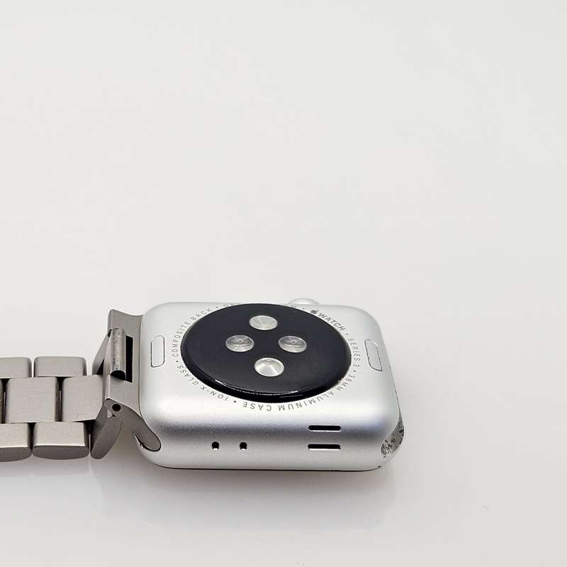 Apple Watch Series 3 38mm GPS Only Silver - With Steel Straps