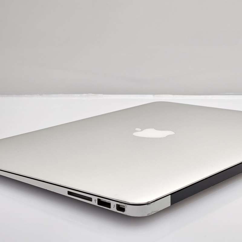 MacBook Air 13-Inch Core i5 1.60GHz 4GB RAM 128GB SSD (Early 2015) | Camera Not Working And...