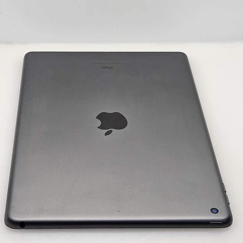 iPad 10.2 9th Gen 64GB (Wifi Only) No Touch ID Space Gray (3 Month Warranty)