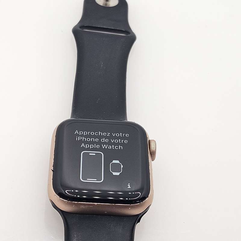 Apple Watch Series 4 40mm GPS Only Rose Gold (3 Month Warranty)  With Black Straps