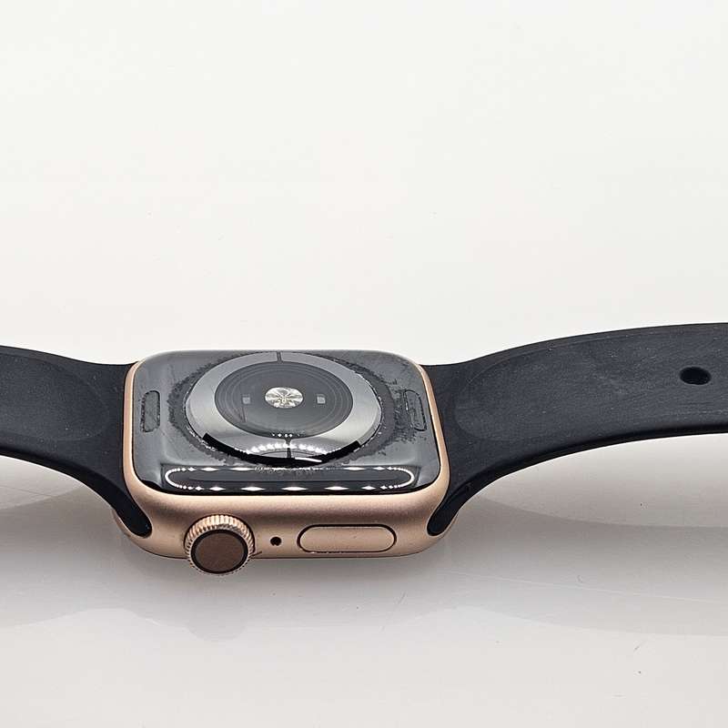 Apple Watch Series 4 40mm GPS Only Rose Gold (3 Month Warranty)  With Black Straps