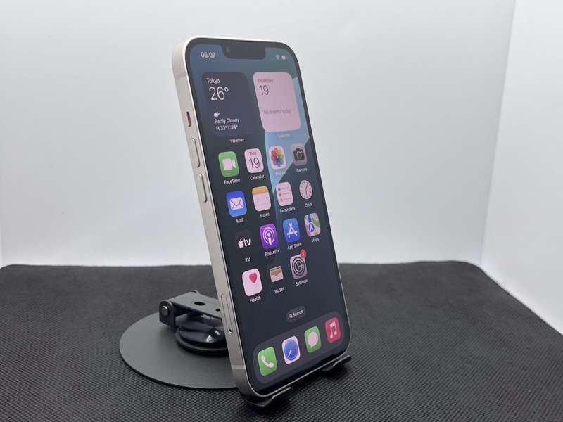 Apple iPhone 13 256GB Starlight (6 Month Warranty)