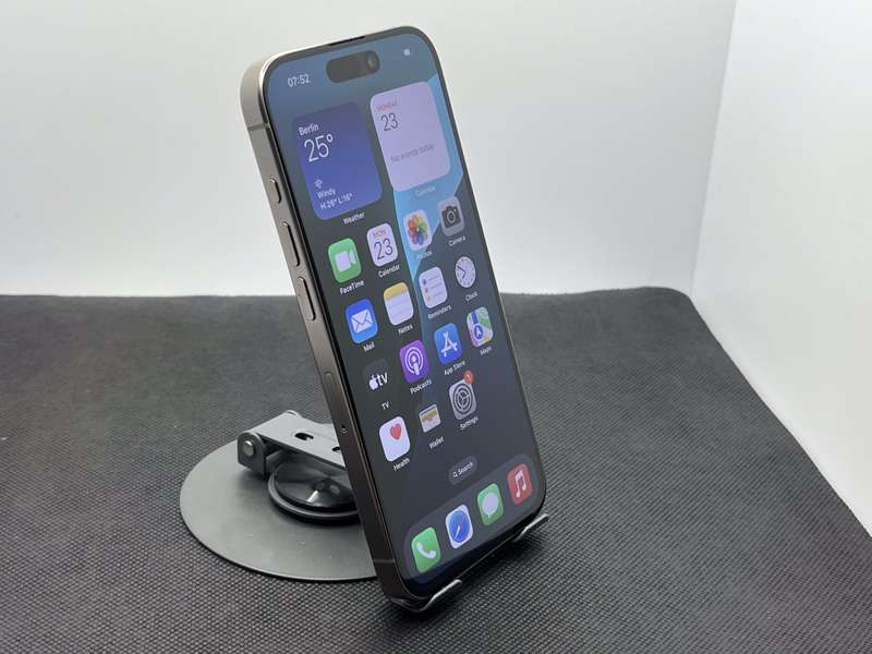 Apple iPhone 15 Pro 128GB Natural Titanium (12 Month Warranty)