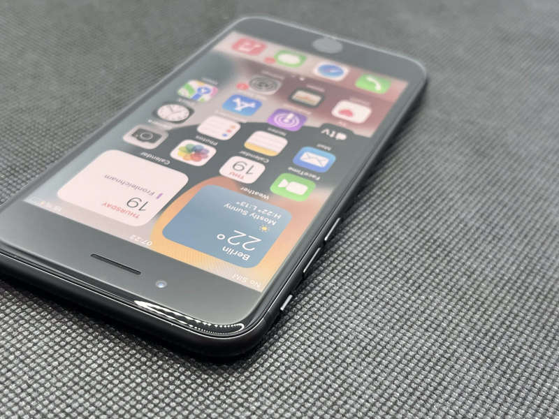 Apple iPhone 8 256GB Space Gray (3 Month Warranty) - Mint Condition
