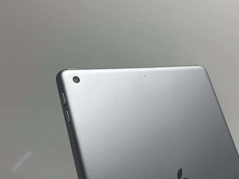 Apple iPad 9.7 6th Gen 32GB No Touch ID Space Gray (3 Month Warranty)