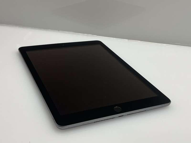 Apple iPad 9.7 6th Gen 32GB No Touch ID Space Gray (3 Month Warranty)