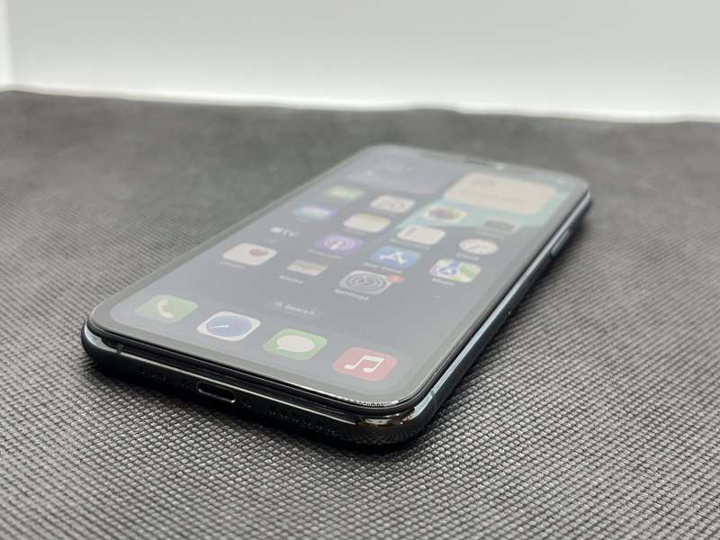 Apple iPhone 11 Pro 64GB Bright Spots Midnight Green (6 Month Warranty)