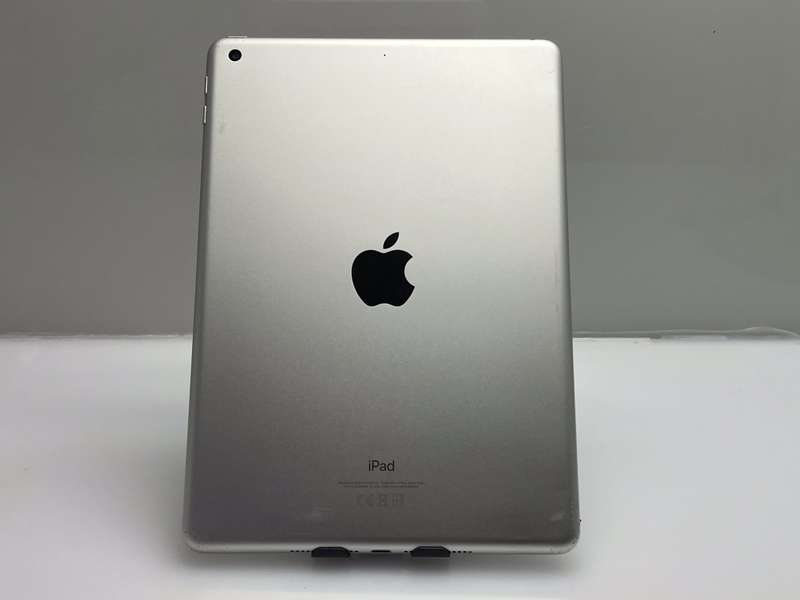 Apple iPad 9.7 6th Gen 128GB (WiFi Only) No Touch ID Silver (3 Month Warranty)