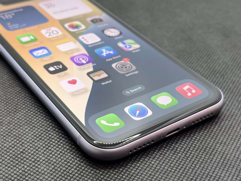 Apple iPhone 11 256GB Purple (6 Month Warranty) - Minor Bright Spots
