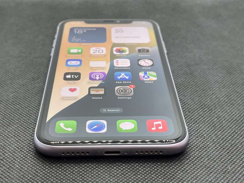 Apple iPhone 11 256GB Purple (6 Month Warranty) - Minor Bright Spots