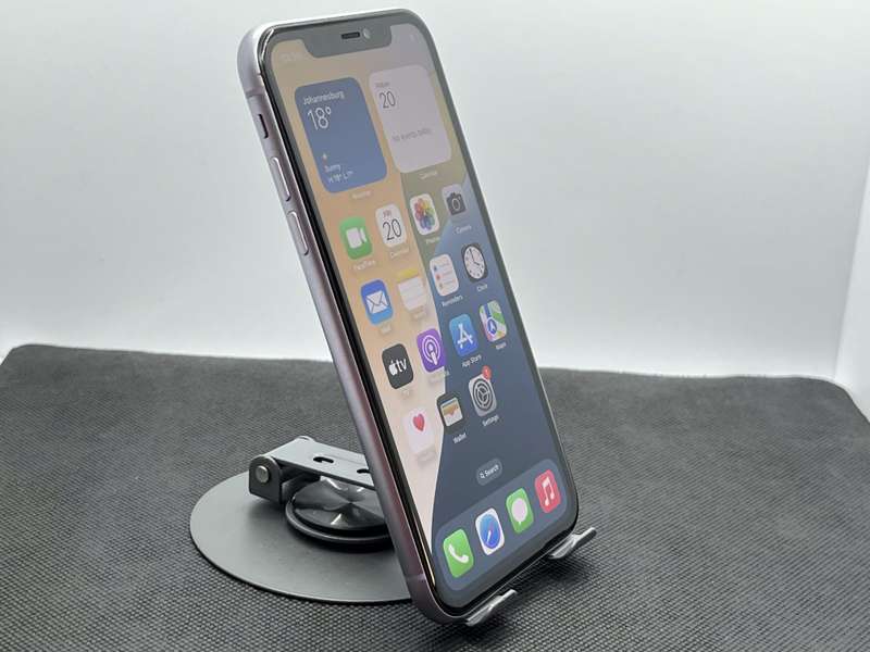 Apple iPhone 11 256GB Purple (6 Month Warranty) - Minor Bright Spots