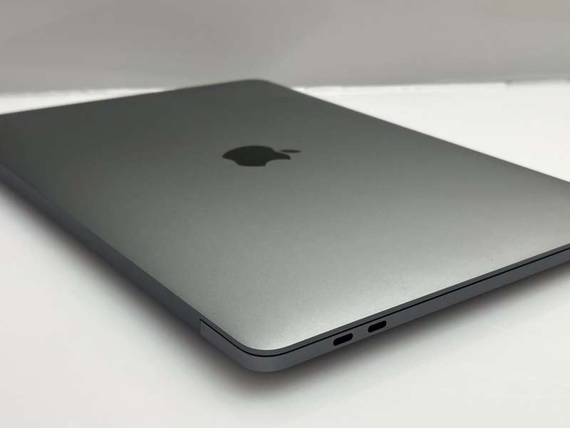 MacBook Pro 13-Inch M1 8 CPU/ 8 GPU (2020) 8GB RAM 256GB SSD Silver (12 Month Warranty) ...