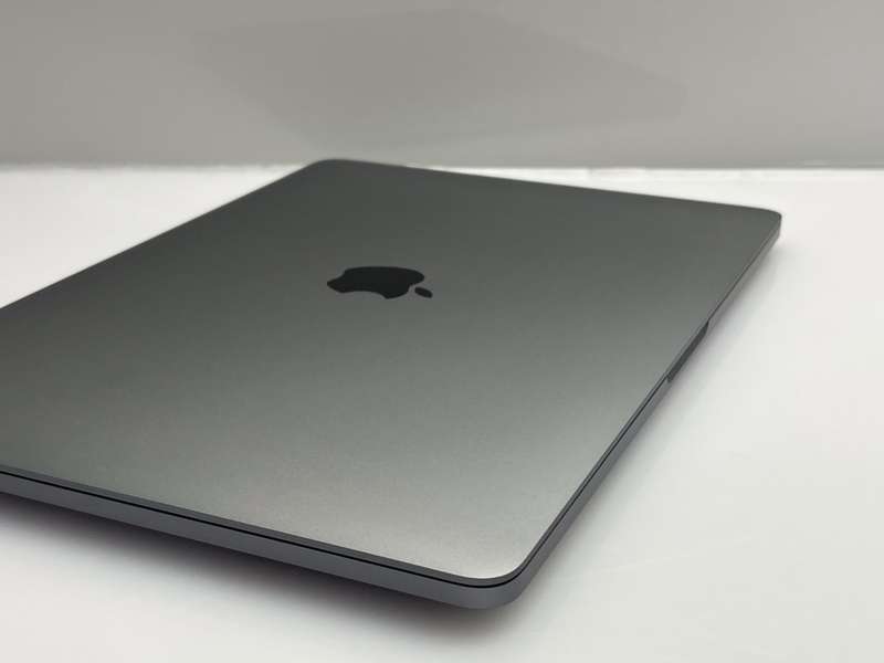 MacBook Pro 13-Inch M1 8 CPU/ 8 GPU (2020) 8GB RAM 256GB SSD Silver (12 Month Warranty) ...