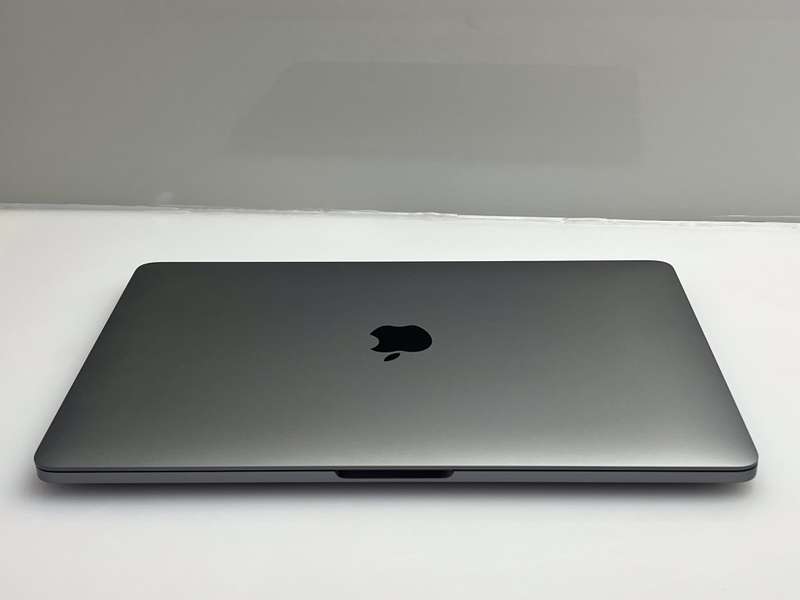 MacBook Pro 13-Inch M1 8 CPU/ 8 GPU (2020) 8GB RAM 256GB SSD Silver (12 Month Warranty) ...
