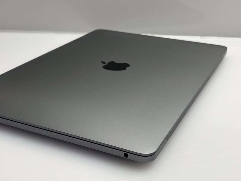 MacBook Pro 13-Inch M1 8 CPU/ 8 GPU (2020) 8GB RAM 256GB SSD Silver (12 Month Warranty) ...