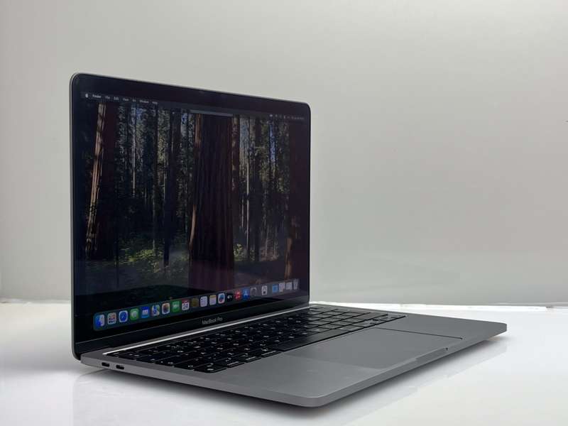 MacBook Pro 13-Inch M1 8 CPU/ 8 GPU (2020) 8GB RAM 256GB SSD Silver (12 Month Warranty) ...