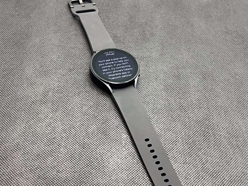 Samsung Galaxy Watch 4 44mm (GPS Only) Black - Mint condition